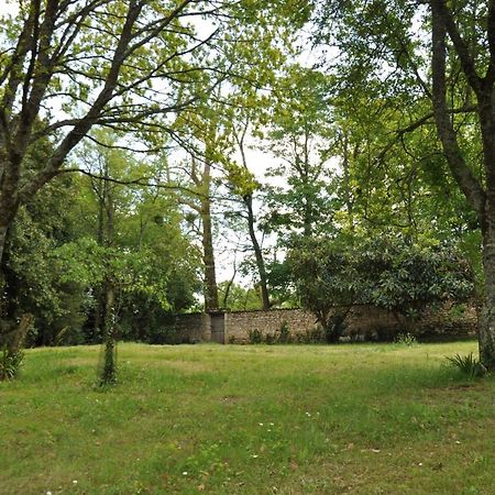 Bed and Breakfast Le Logis Du Plessis Chaniers Екстер'єр фото