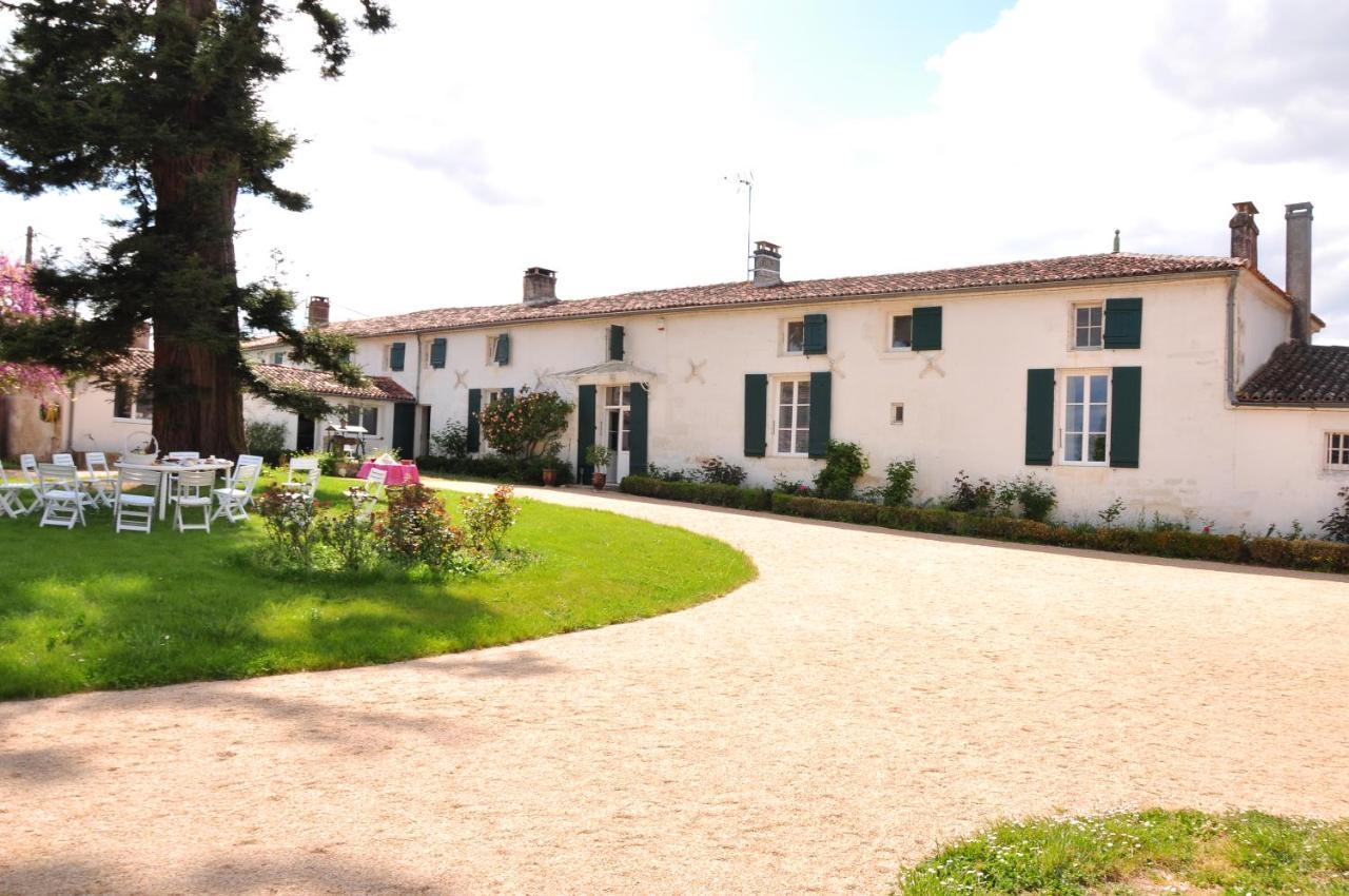 Bed and Breakfast Le Logis Du Plessis Chaniers Екстер'єр фото