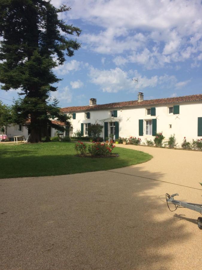 Bed and Breakfast Le Logis Du Plessis Chaniers Екстер'єр фото